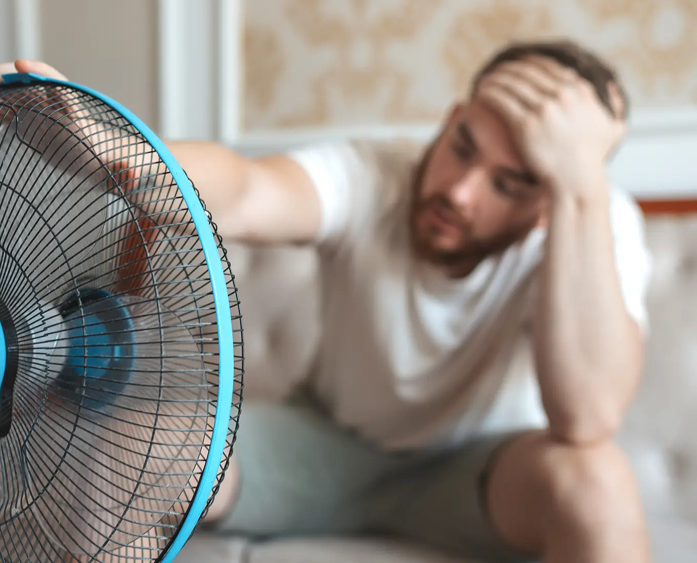 Homeowner dealing with AC problems and searching for air conditioning services in Farmington, MO and St. Francois County MO.