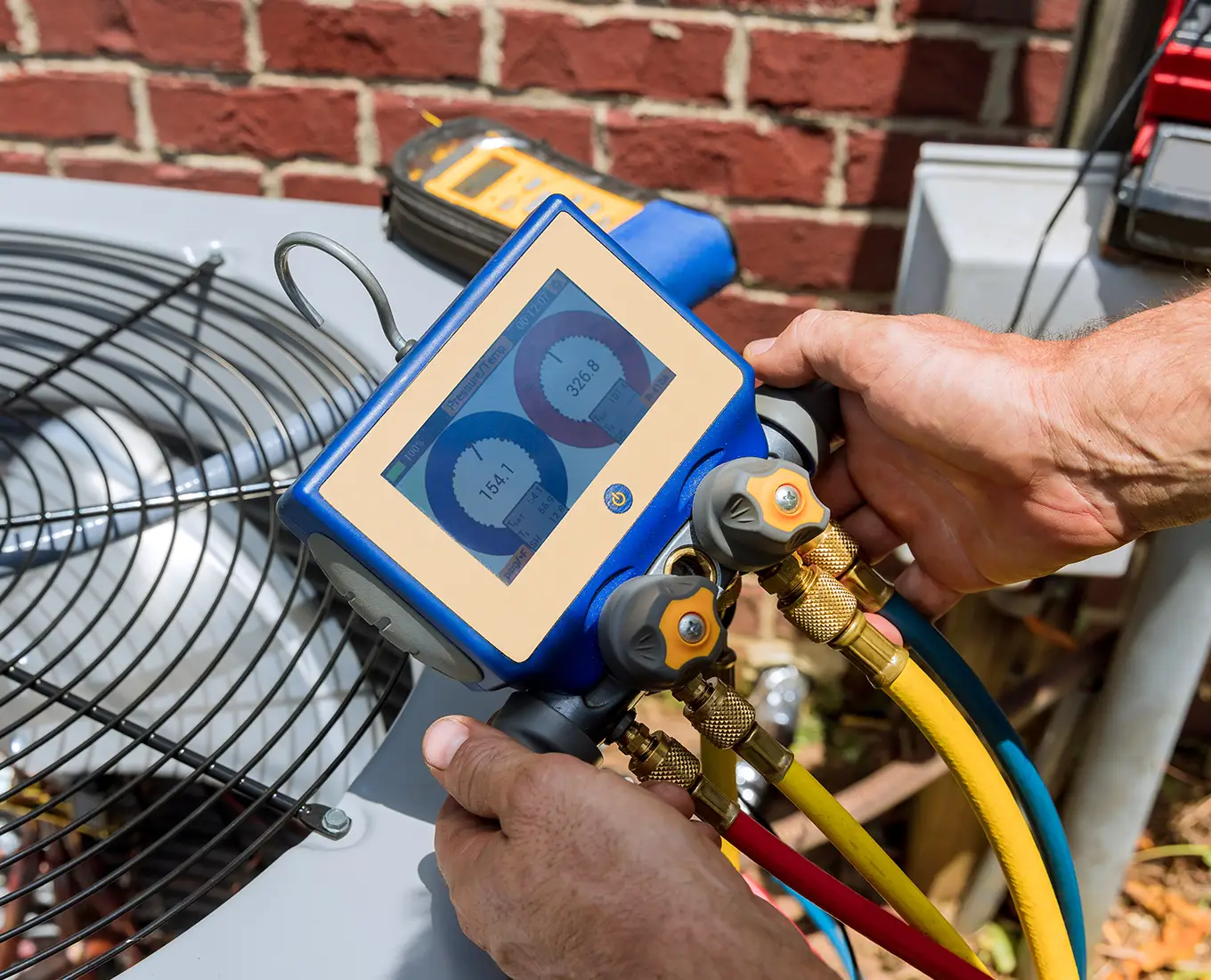 Expert AC maintenance and air conditioning tune-up service in Farmington, MO serving homeowners throughout St. Francois County MO.